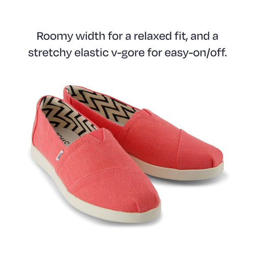 alpargata plus - roomy width for a relaxed fit, and a stretchy elastic v-gore for easy on/off.