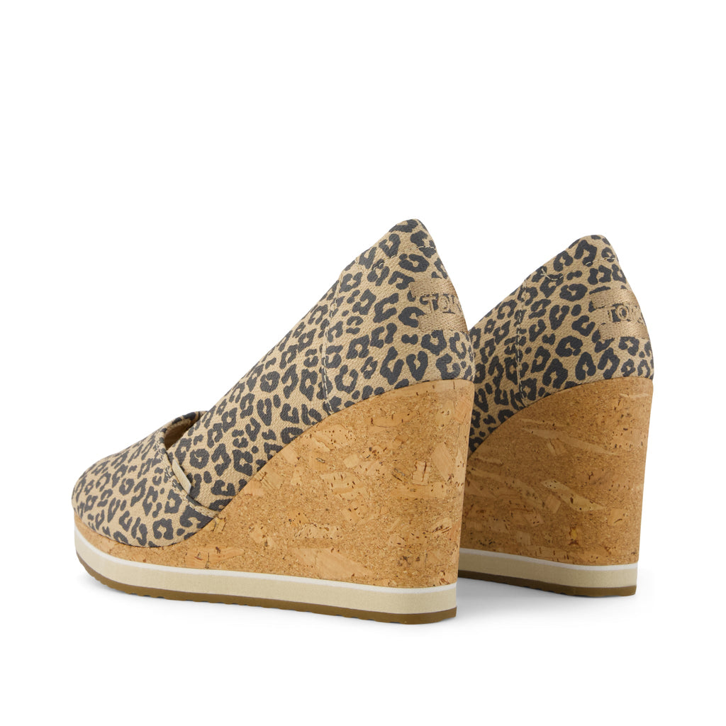 Essential Wedge Peep-toe - Beige Leopard Print Back View