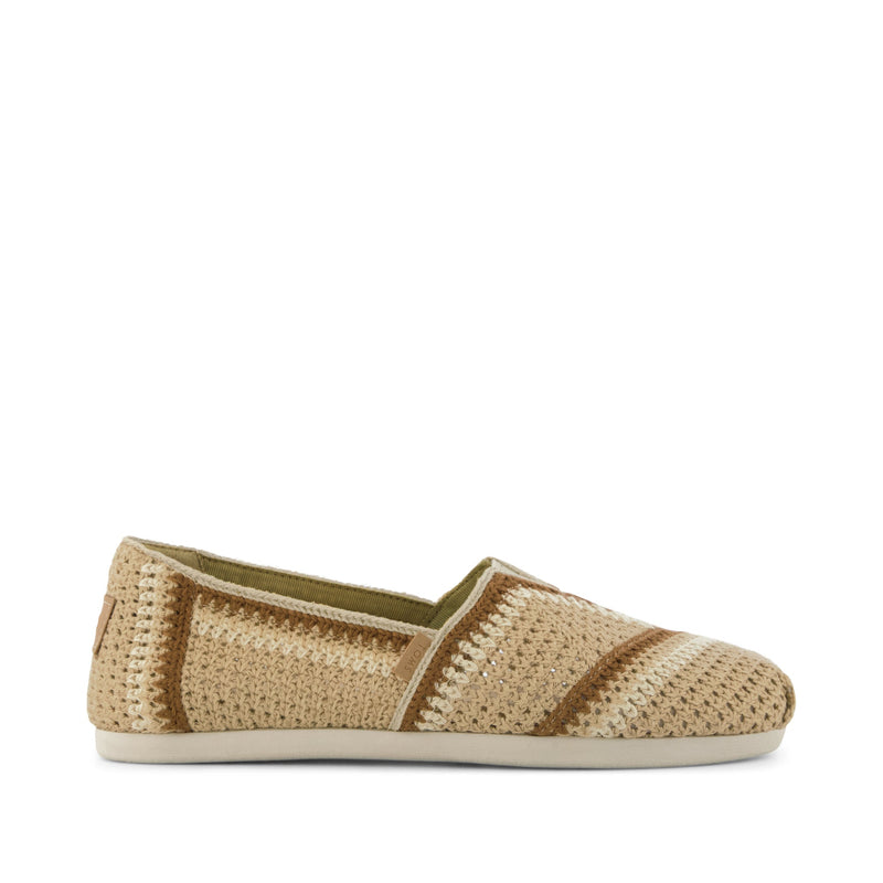 Alpargata Classic - Almond Crochet
 Side View