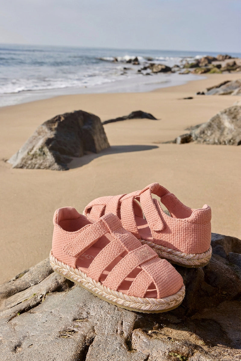 Ryan sandal in Bloom Pink Woven Textile for Toddlers laydown